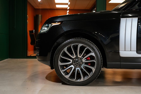 Land Rover Range Rover 9 of 27
