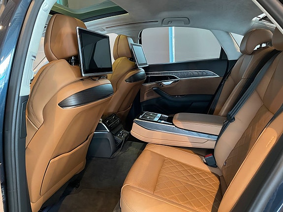 Audi A8 21 of 26