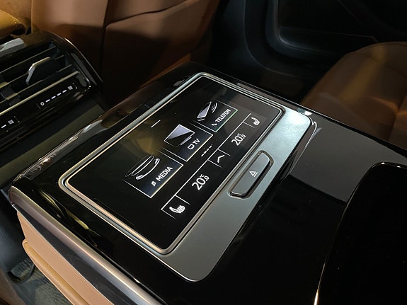 Audi A8 23 of 26