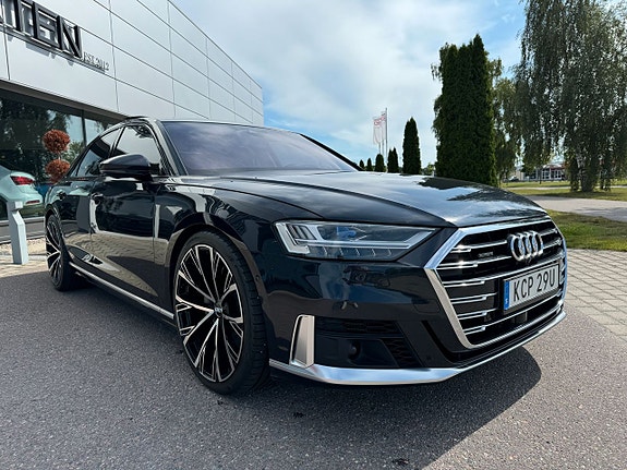 Audi A8 6 of 26