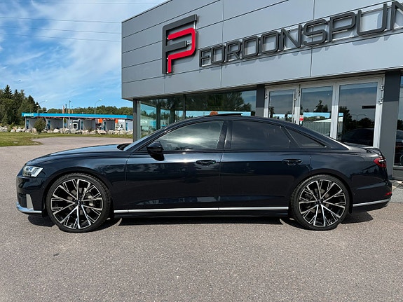 Audi A8 2 of 5