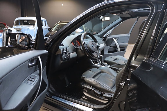 BMW X3 11 of 25
