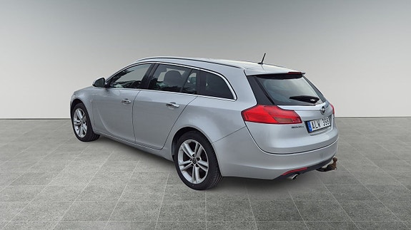 Opel Insignia 3 of 5