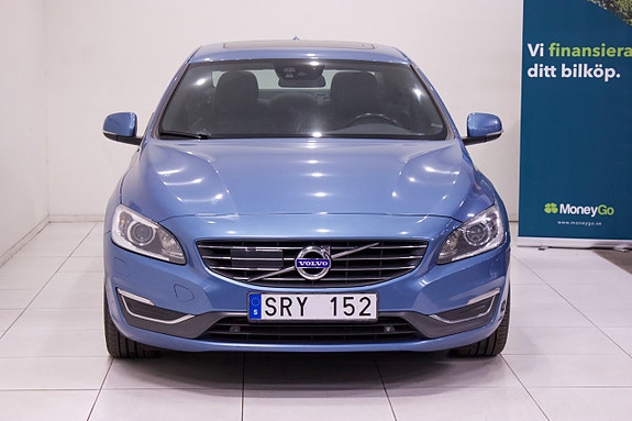 Volvo S60 3 of 5