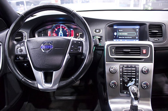 Volvo S60 14 of 23