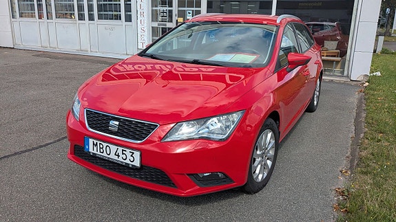 Seat Leon 2 of 5