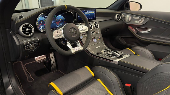 Mercedes-Benz C63 16 of 30