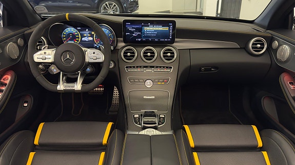Mercedes-Benz C63 14 of 30