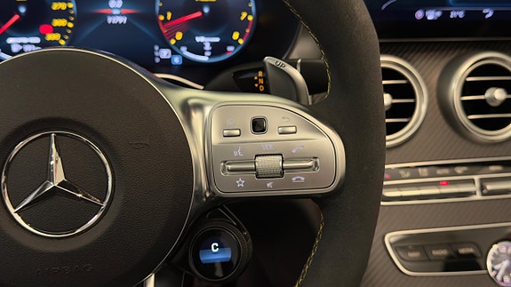 Mercedes-Benz C63 26 of 30