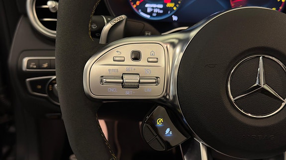 Mercedes-Benz C63 25 of 30