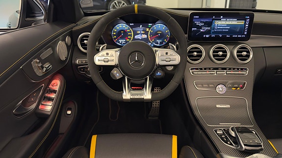 Mercedes-Benz C63 15 of 30