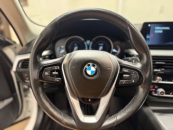 BMW 520 9 of 17