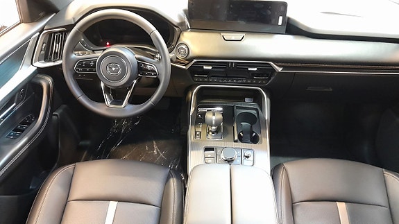 Mazda CX-80 11 of 19