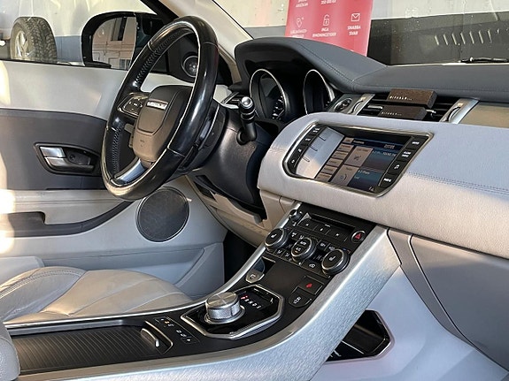 Land Rover Range Rover Evoque 16 of 23