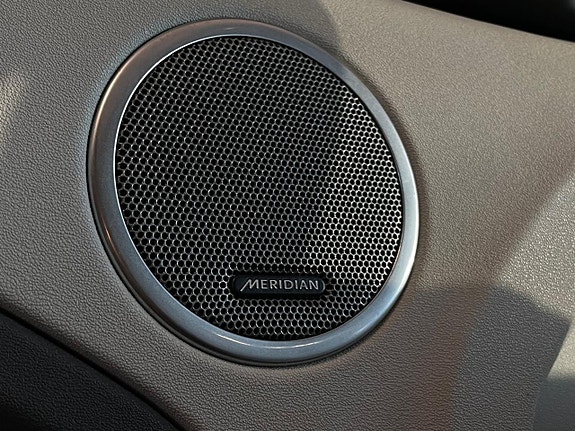 Land Rover Range Rover Evoque 13 of 23