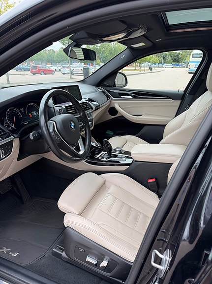 BMW X4 10 of 12