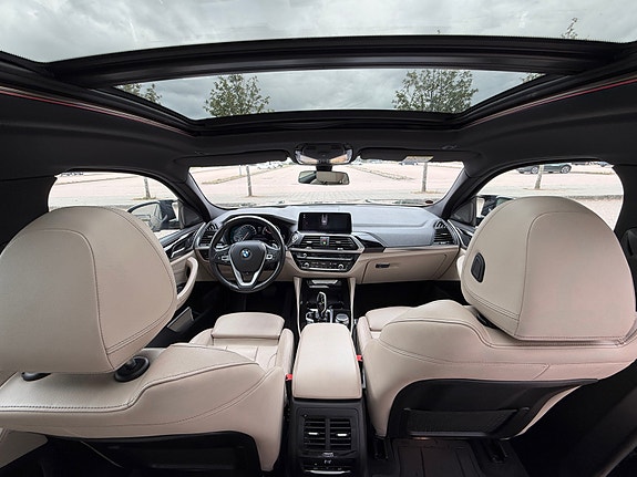 BMW X4 9 of 12