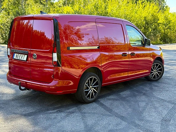 Volkswagen Caddy Maxi 2 of 5