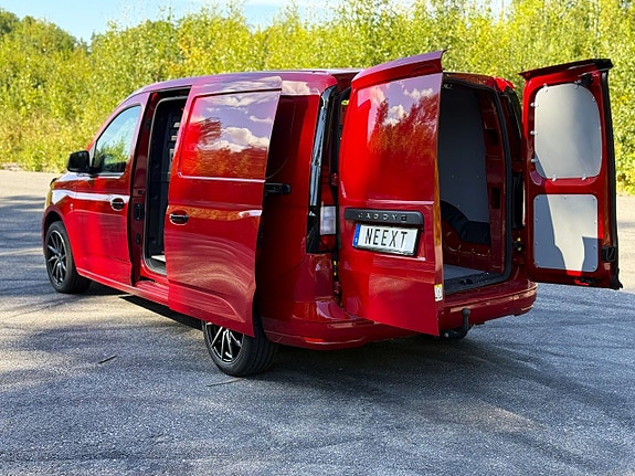 Volkswagen Caddy Maxi 10 of 27