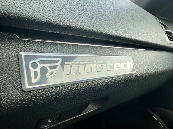 Mercedes-Benz C63 20 of 23