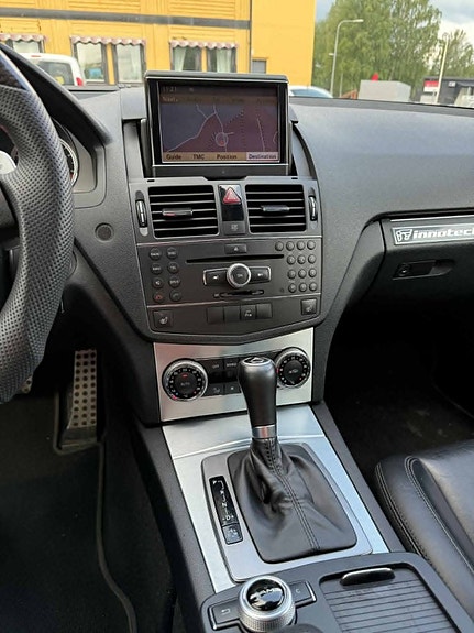 Mercedes-Benz C63 19 of 23