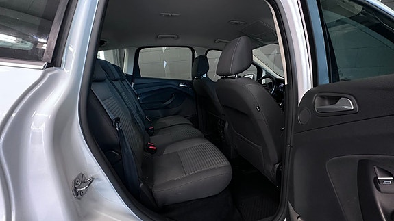 Ford C-Max 9 of 13