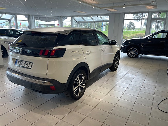 Peugeot 3008 5 of 5