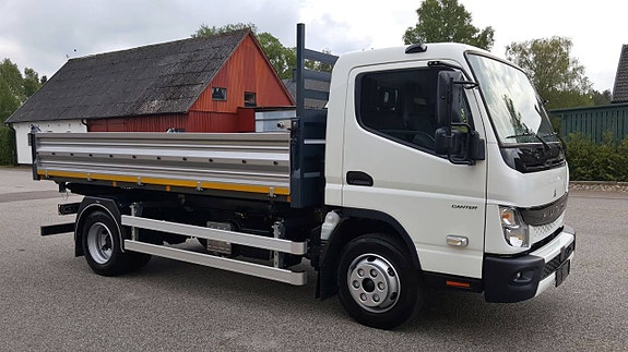 Mitsubishi Fuso 11 of 24