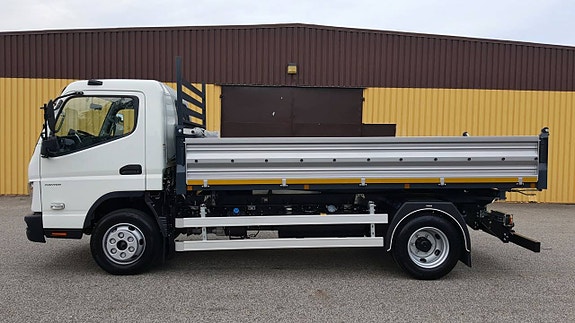 Mitsubishi Fuso 3 of 5