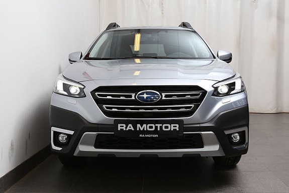 Subaru Outback 3 of 5