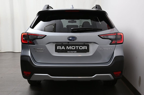Subaru Outback 4 of 5