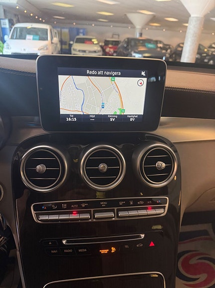 Mercedes-Benz GLC350 e 10 of 17
