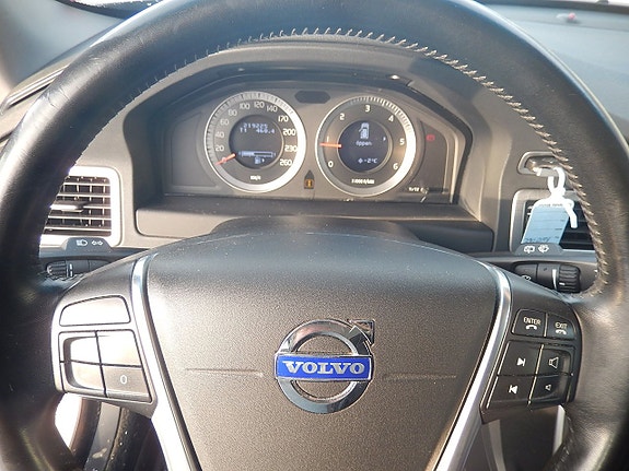 Volvo V70 10 of 11