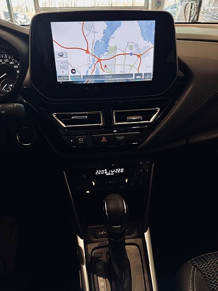 Suzuki S-Cross 10 of 14
