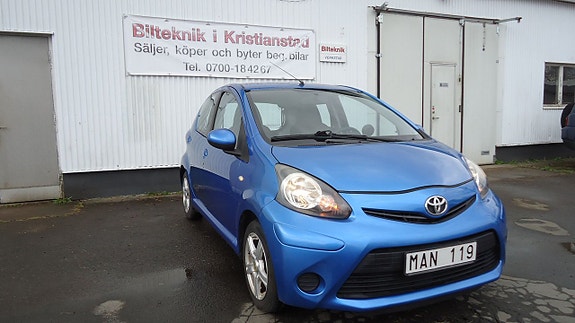 Toyota Aygo 14 of 21