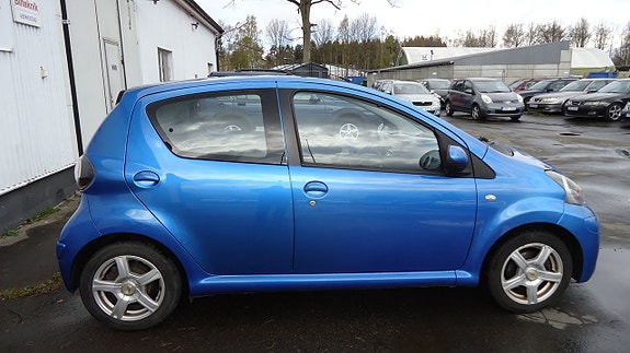 Toyota Aygo 10 of 21