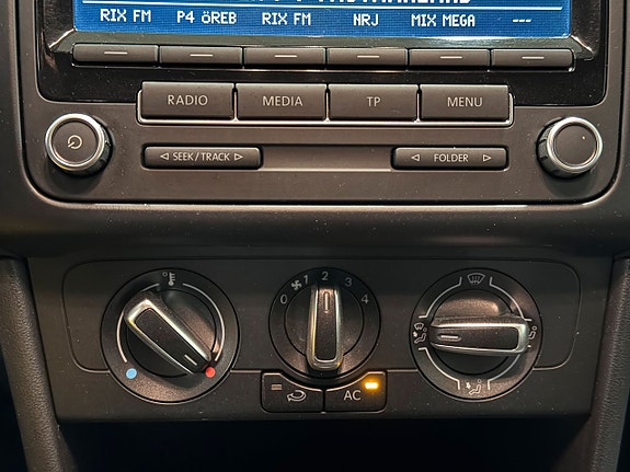 Volkswagen Polo 15 of 24