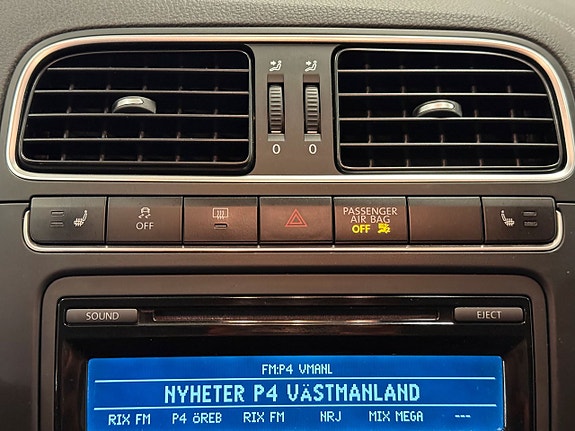 Volkswagen Polo 14 of 24