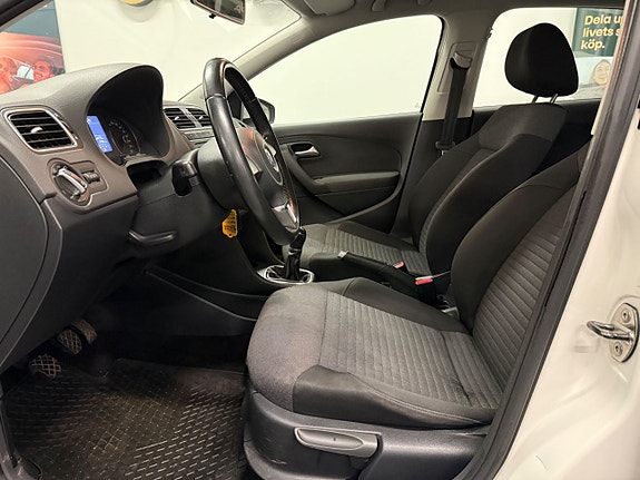 Volkswagen Polo 9 of 24