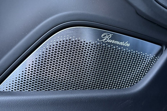 Porsche Taycan GTS 19 of 30