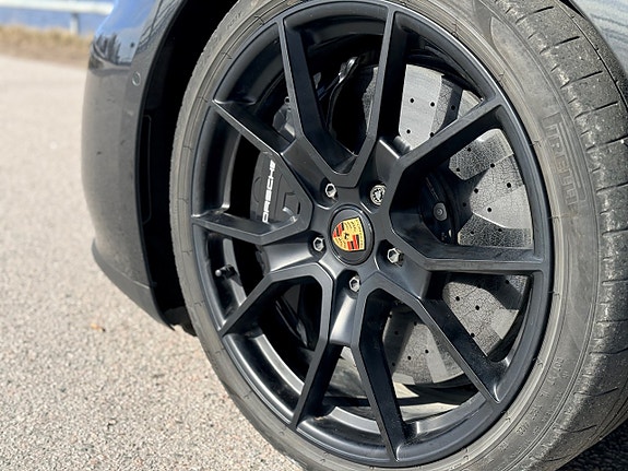 Porsche Taycan GTS 20 of 30