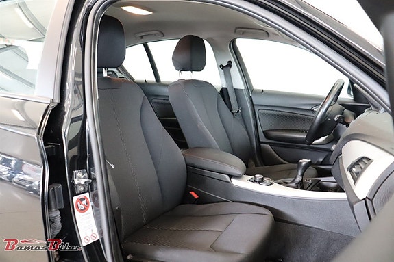BMW 120 14 of 18