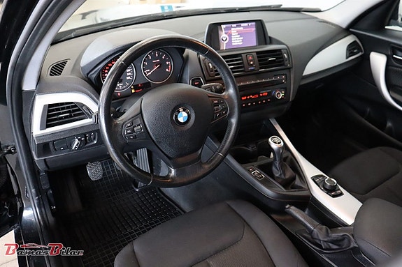 BMW 120 10 of 18