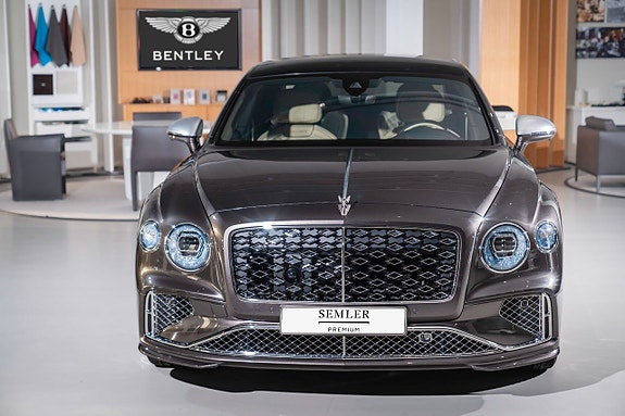 Bentley Flying Spur 4 of 5