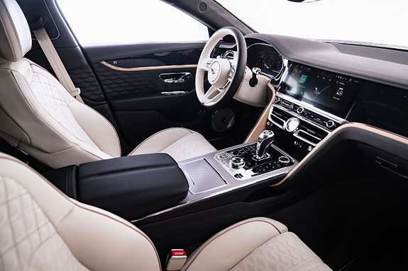 Bentley Flying Spur 14 of 28