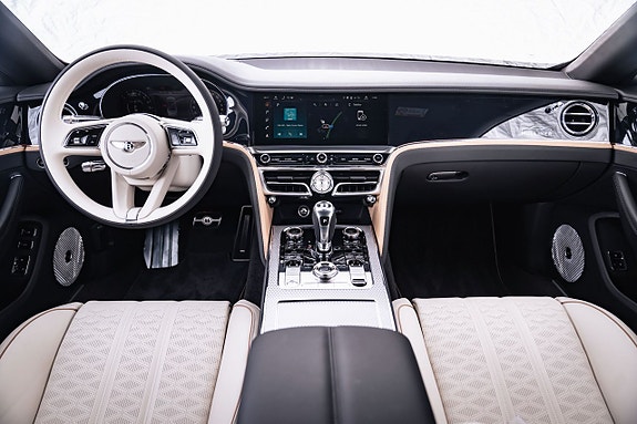 Bentley Flying Spur 13 of 28
