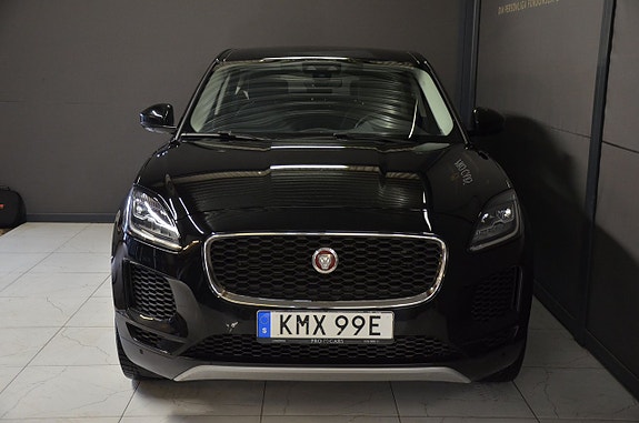 Jaguar E-PACE 4 of 5