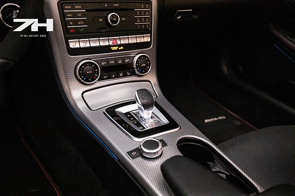 Mercedes-Benz SLC43 15 of 24