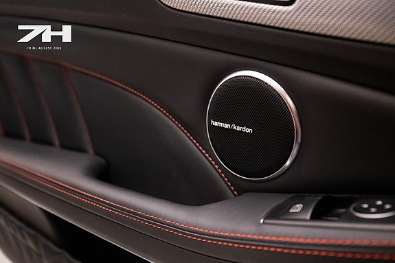 Mercedes-Benz SLC43 10 of 24