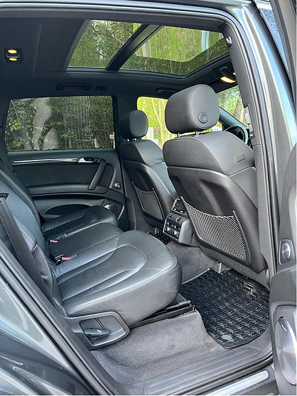 Audi Q7 8 of 9